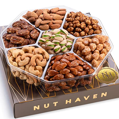 Holiday Christmas Nuts Gift Basket – Assortment of Sweet & Roasted Salted Gourmet Nuts