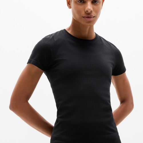 Momentum Seamless Tee