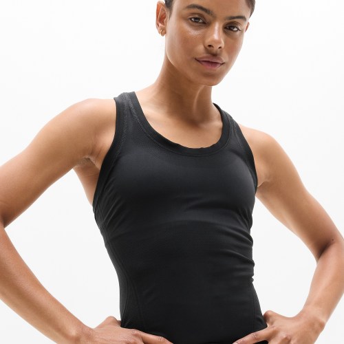 Momentum Seamless Tank