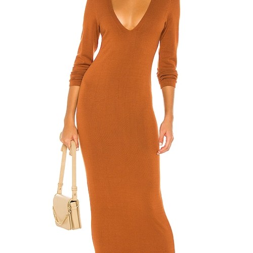 in Black. size XL (also in L)