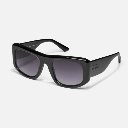 UNIFORM – BLACK/SMOKE