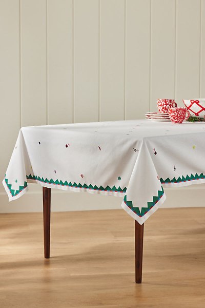 Medora White Cotton Tablecloth