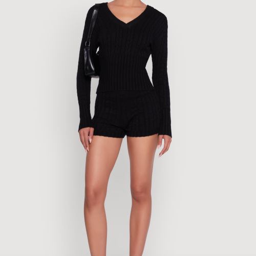 Womens Mid Rise Cable Knit Shorts