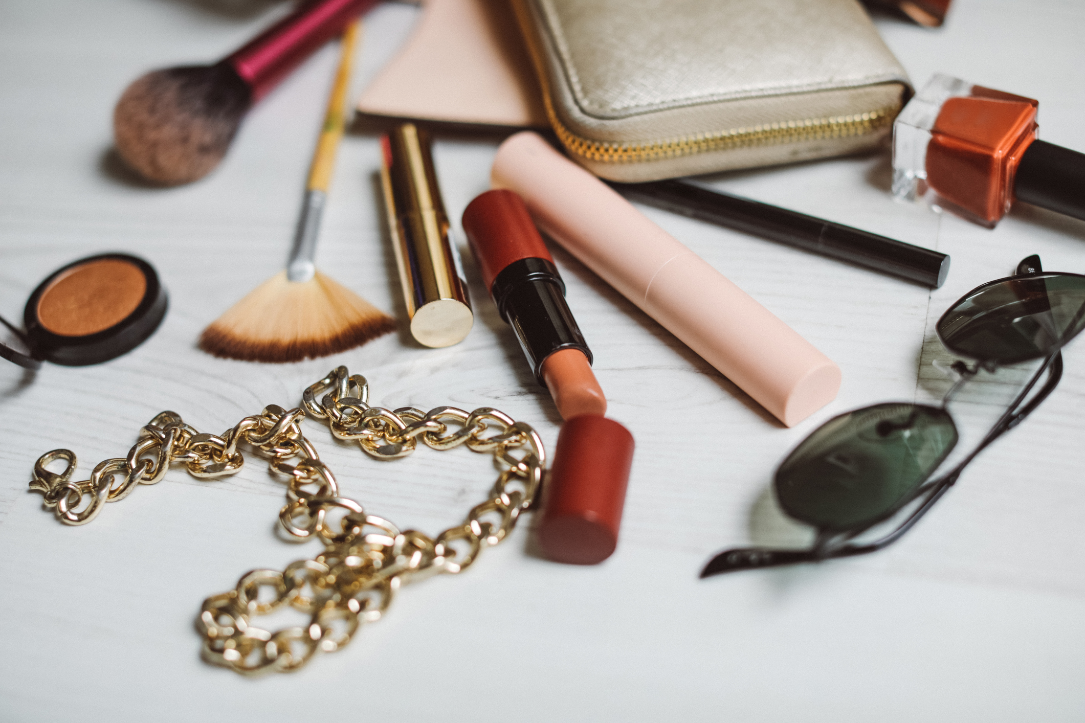 Women's makeup and personal accessories
