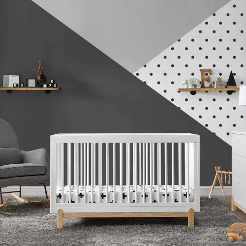 Delta Children Poppy 4-in-1 Convertible Crib, Bianca White