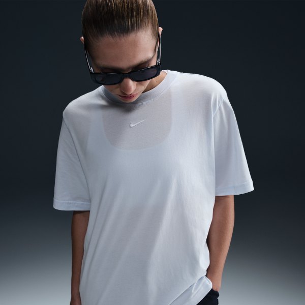 Womens Nike Sportswear Essential T-Shirt in Blue | FD4149-423