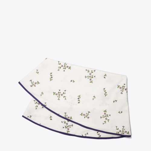 Tory Burch Jolie Fleur Round Tablecloth, 132