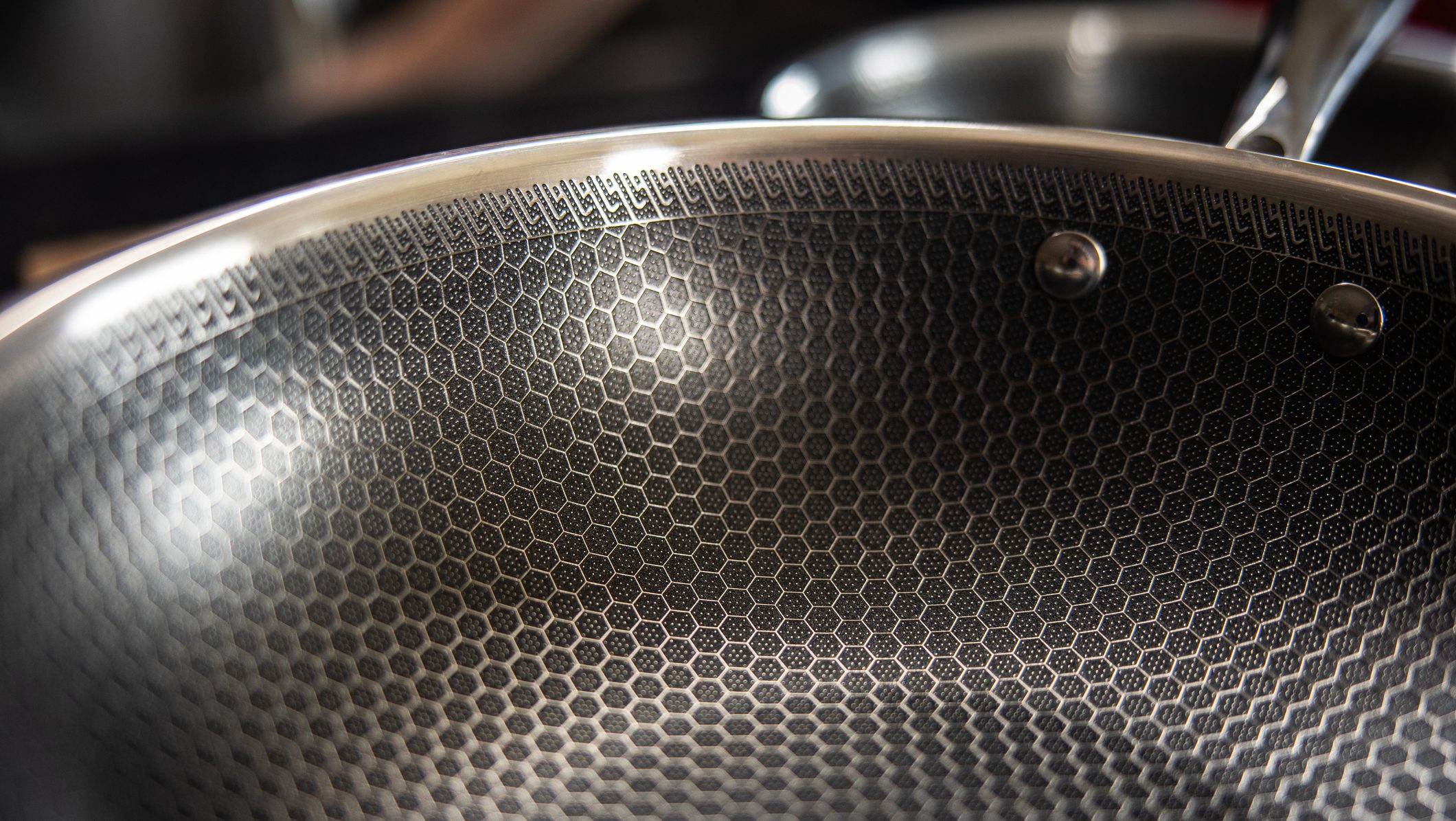 Frying pan with new Hexagon Surface Hybrid Stainless Steel Frying Pan