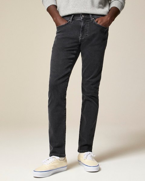 484 Slim-fit stretch jean in dark charcoal wash