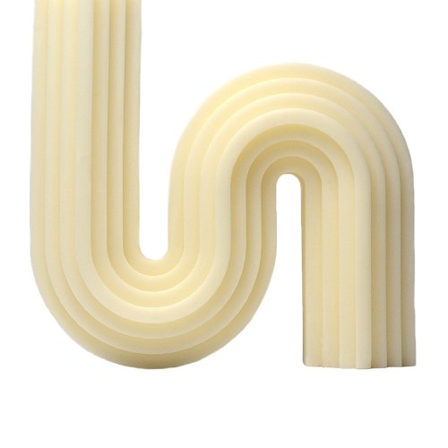 Davie Ocho Candle Co. The 70s Glow in Ivory