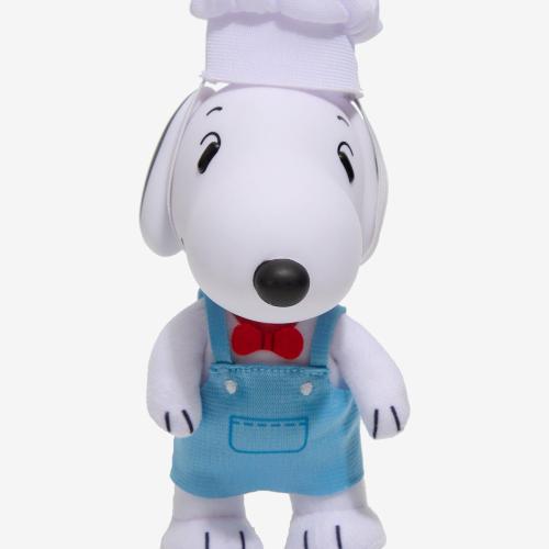 FigureKey Peanuts Chef Snoopy 4 Inch Plush