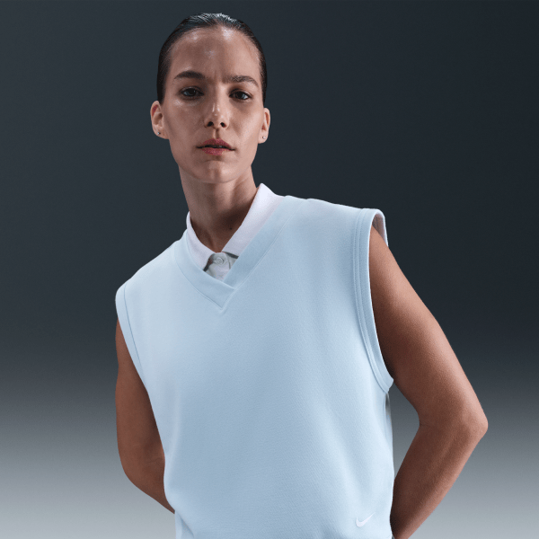 Nike Womens V-Neck in Blue