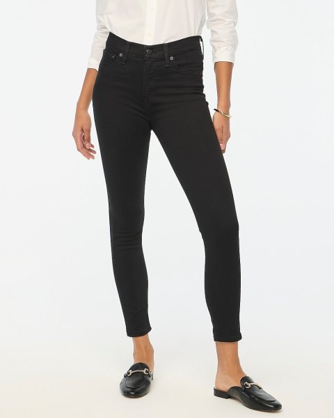 9 mid-rise skinny jean in signature stretch