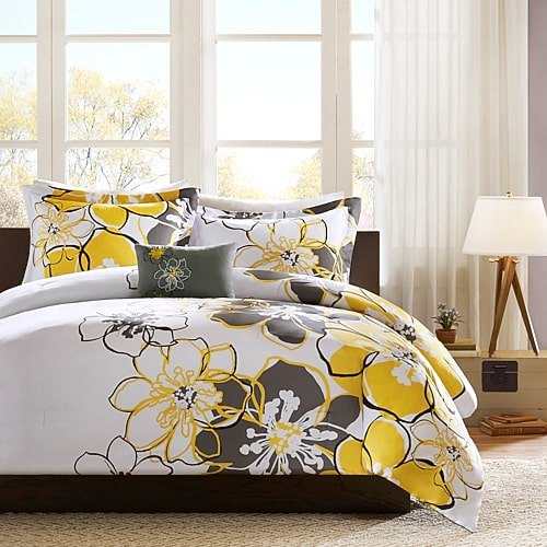 Intelligent Design Comforter Set with decorative One