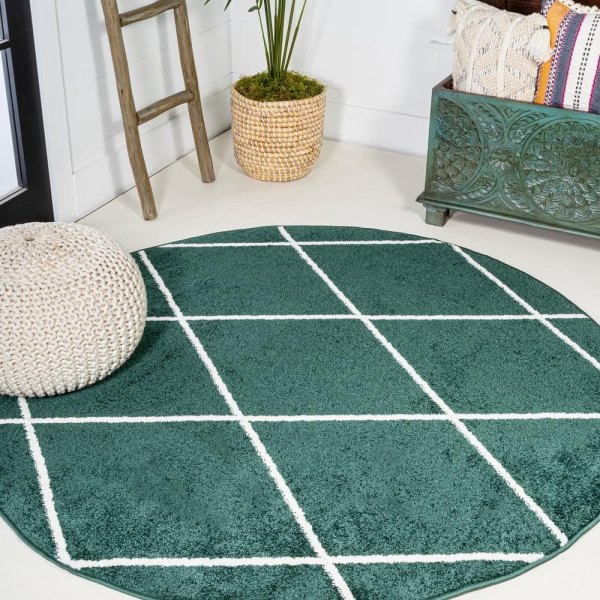 Cole 5 ft. Round Trellis Area Rug