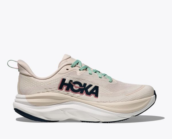 HOKA Womens Skyflow Shoes in Size 10.5