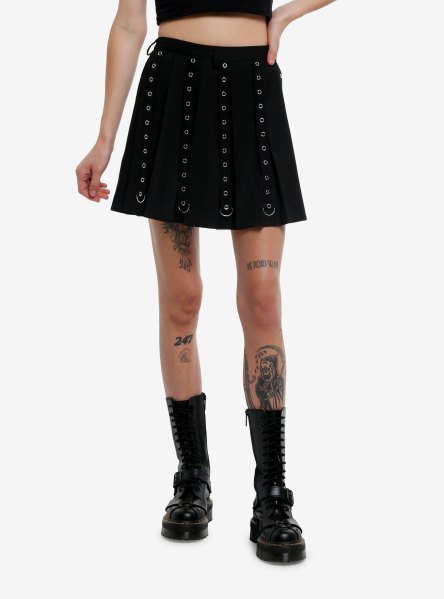Social Collision Black Grommet Pleated Skirt