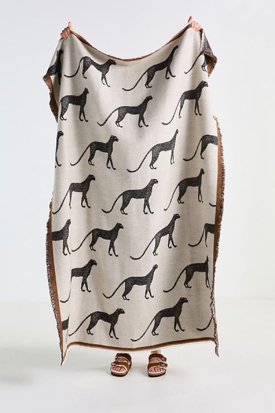 Woven Jacquard Patterned Throw Blanket
