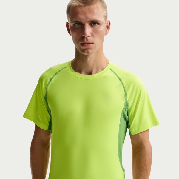 Mens Nike ACG Wildsee Dri-FIT Short-Sleeve Base Layer Top in Yellow | IO1452-737