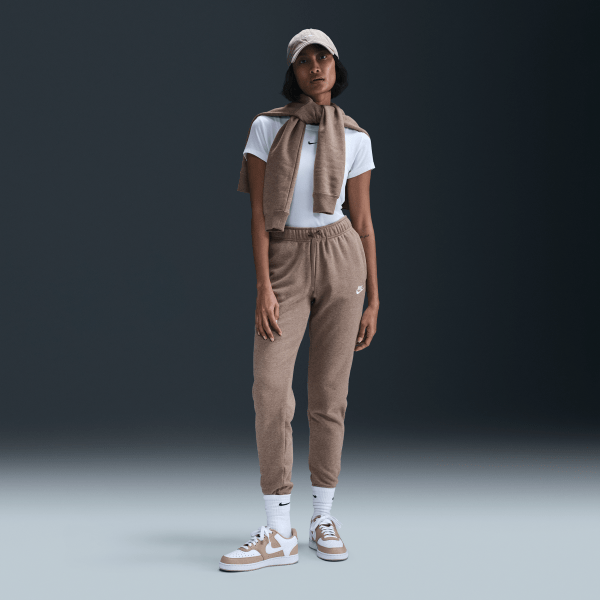 Womens Nike Sportswear Club Fleece in Brown