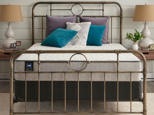 Sealy Mattress | Plush | Autumn Ash 10.5
