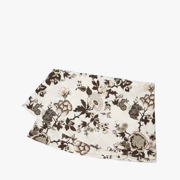 Tory Burch Happy Times Bouquet Round Tablecloth, 120