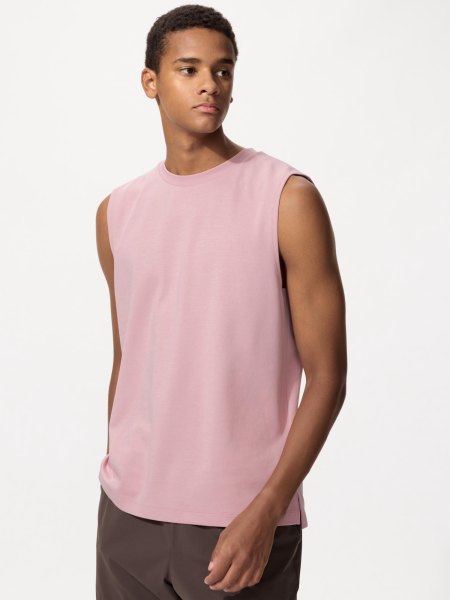 UNIQLO Mens AIRism Cotton T-Shirt with Quick-Drying