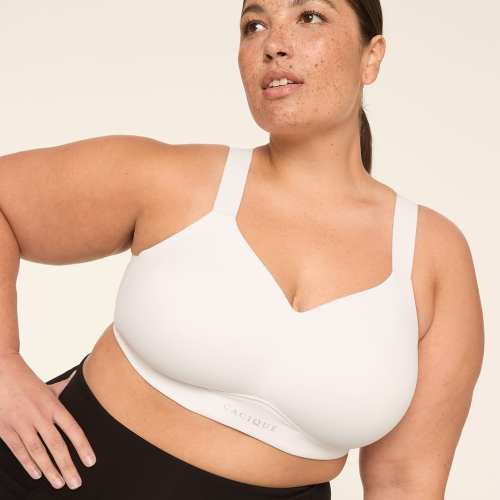Cacique Totally Smooth Medium-Impact Wireless Sports Bra