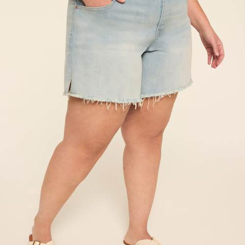 Relaxed 5.5 Short