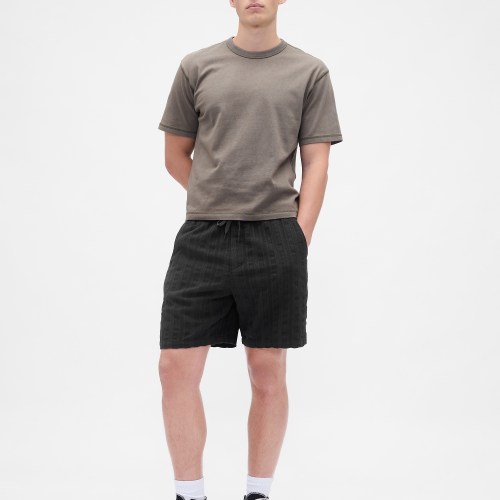 7 Textured Easy Shorts