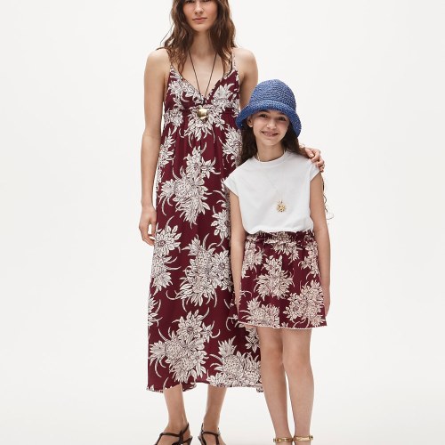 Girls crochet-trim skirt in broken-in jersey
