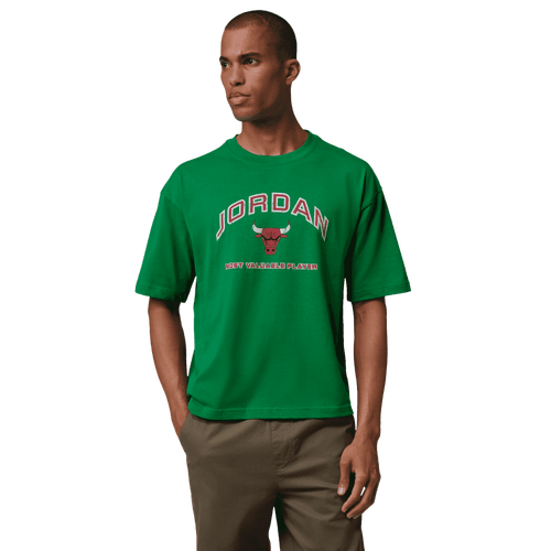 Jordan Mens Flight Essential Boxy Graphic Short Sleeve Crew University Red